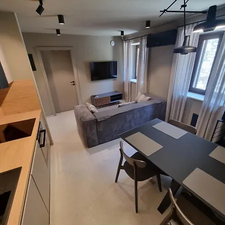 Old Town Premium Apartamento *